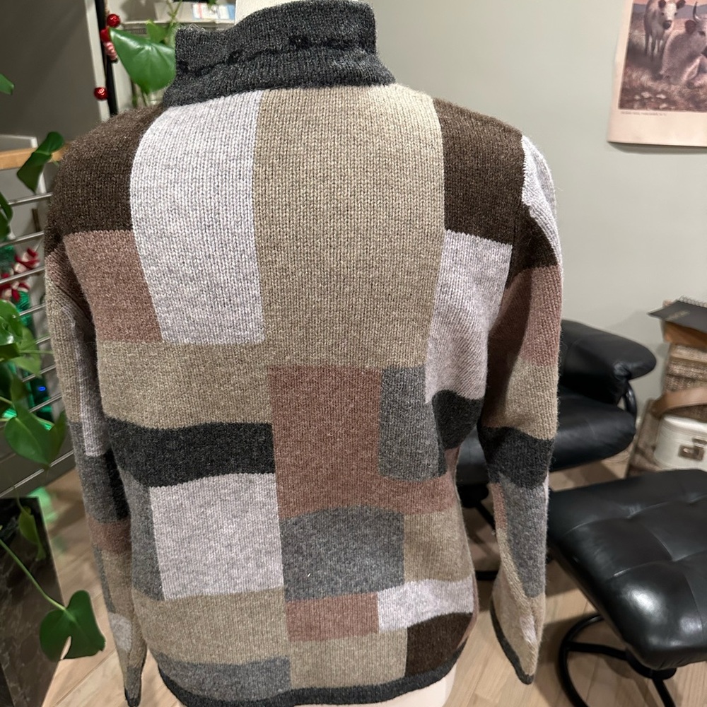 Like New Vintage Talbots Patchwork Pattern Zip-Up… - image 6